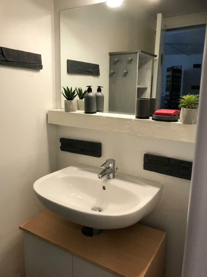 Joli Studio Au Coeur De Verdun Zewnętrze zdjęcie